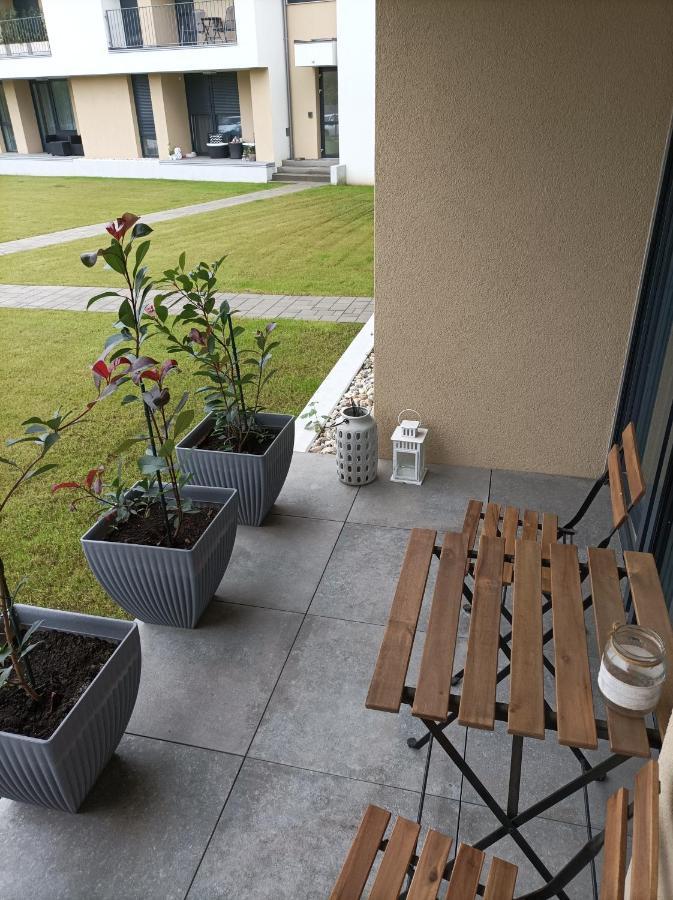 City And Thermal Apartman Győr Esterno foto